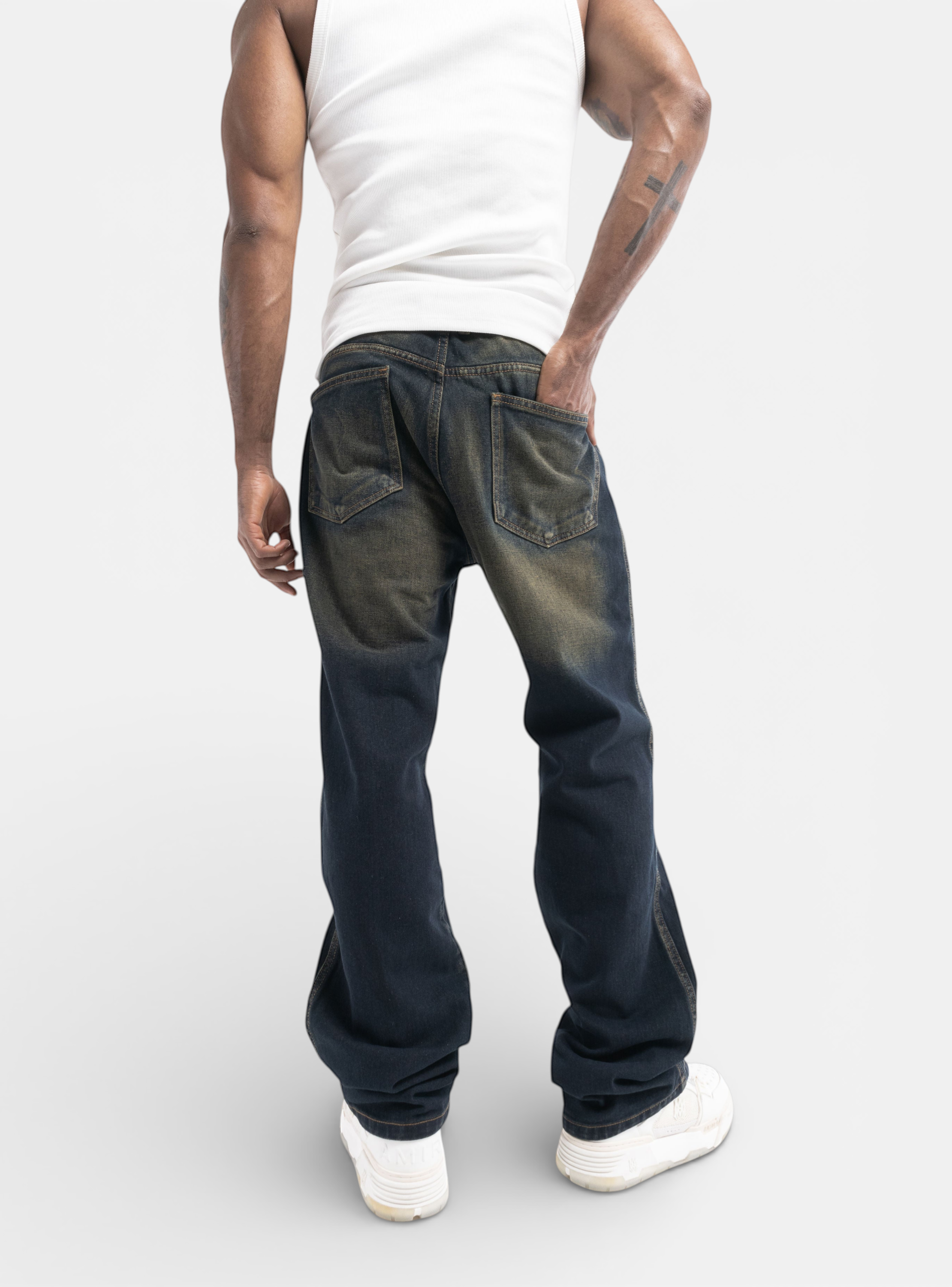 Jeans Regular Dirty Musgo