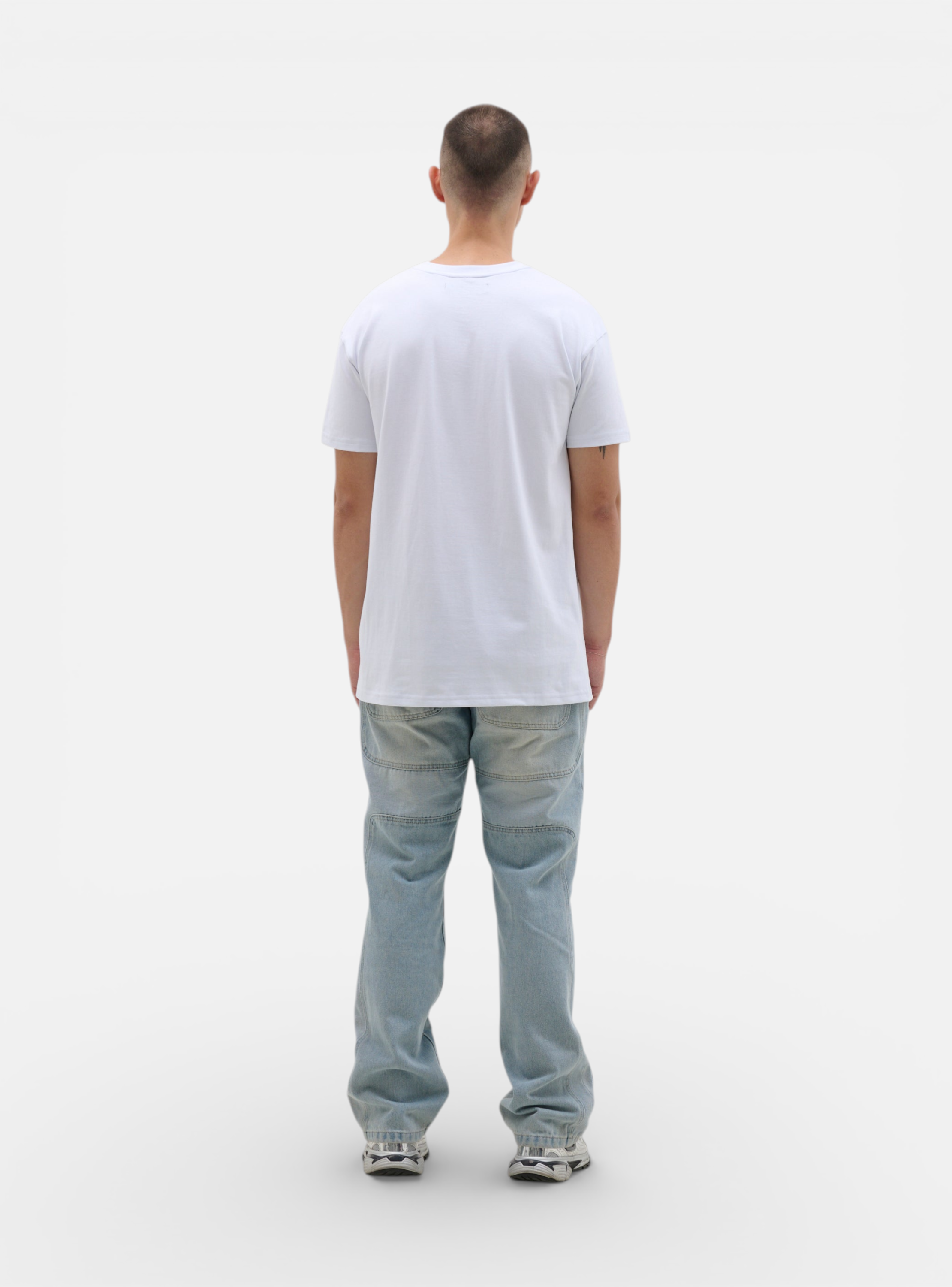 camiseta-regular-own-rules-img-1.webp