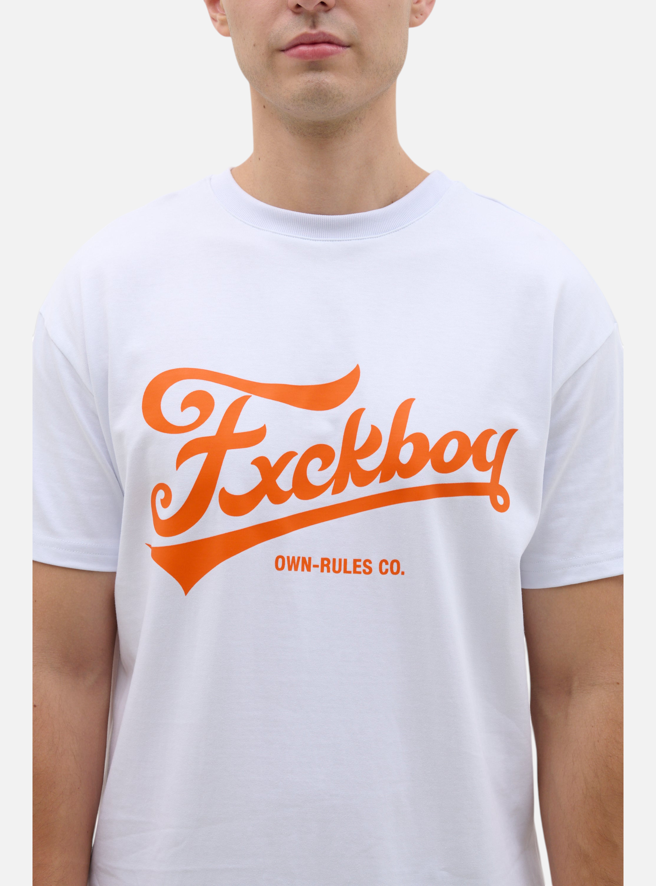camiseta-regular-own-rules-img-2.webp
