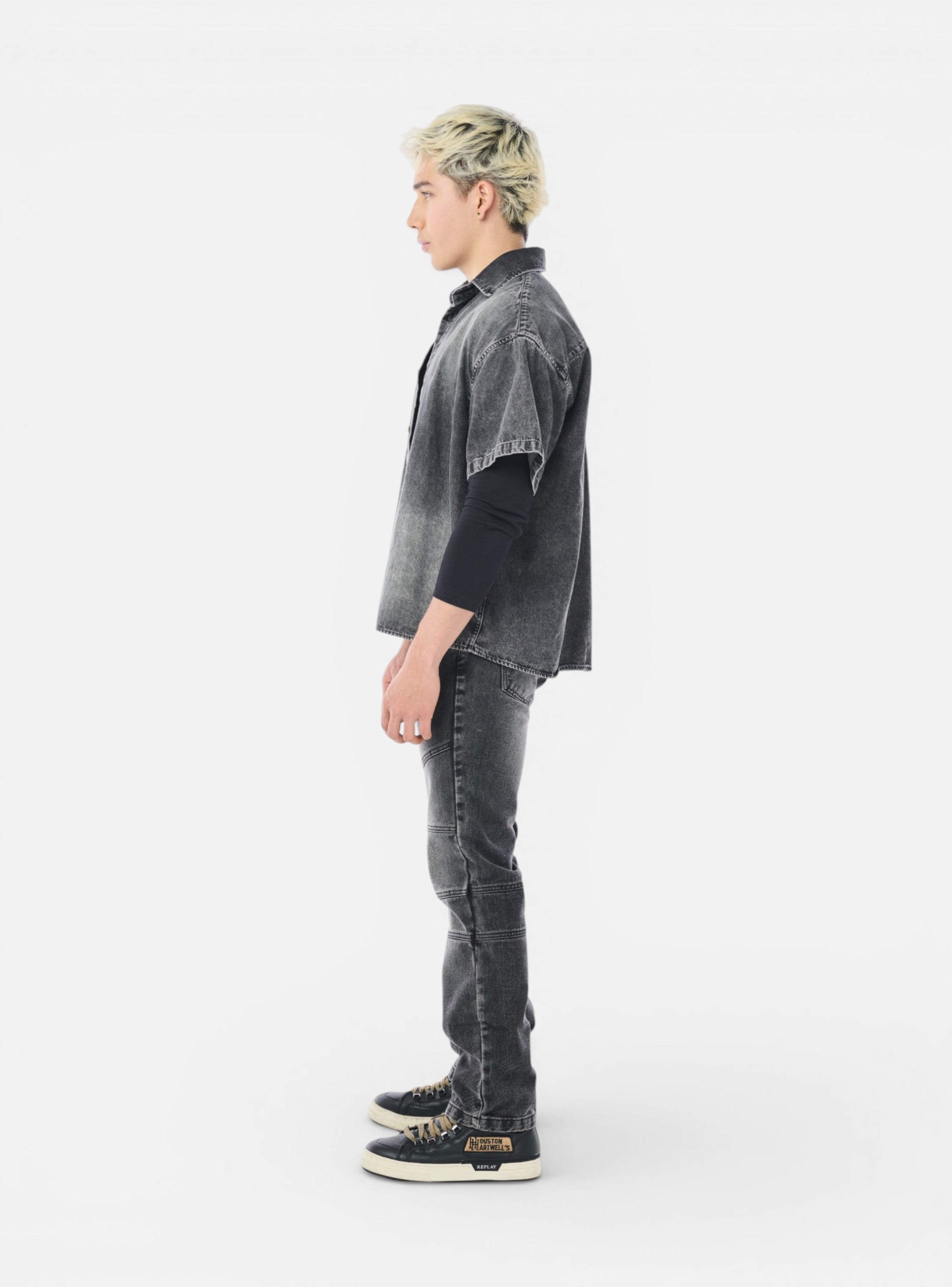 jeans-regular-hardline-tech-img-2.webp
