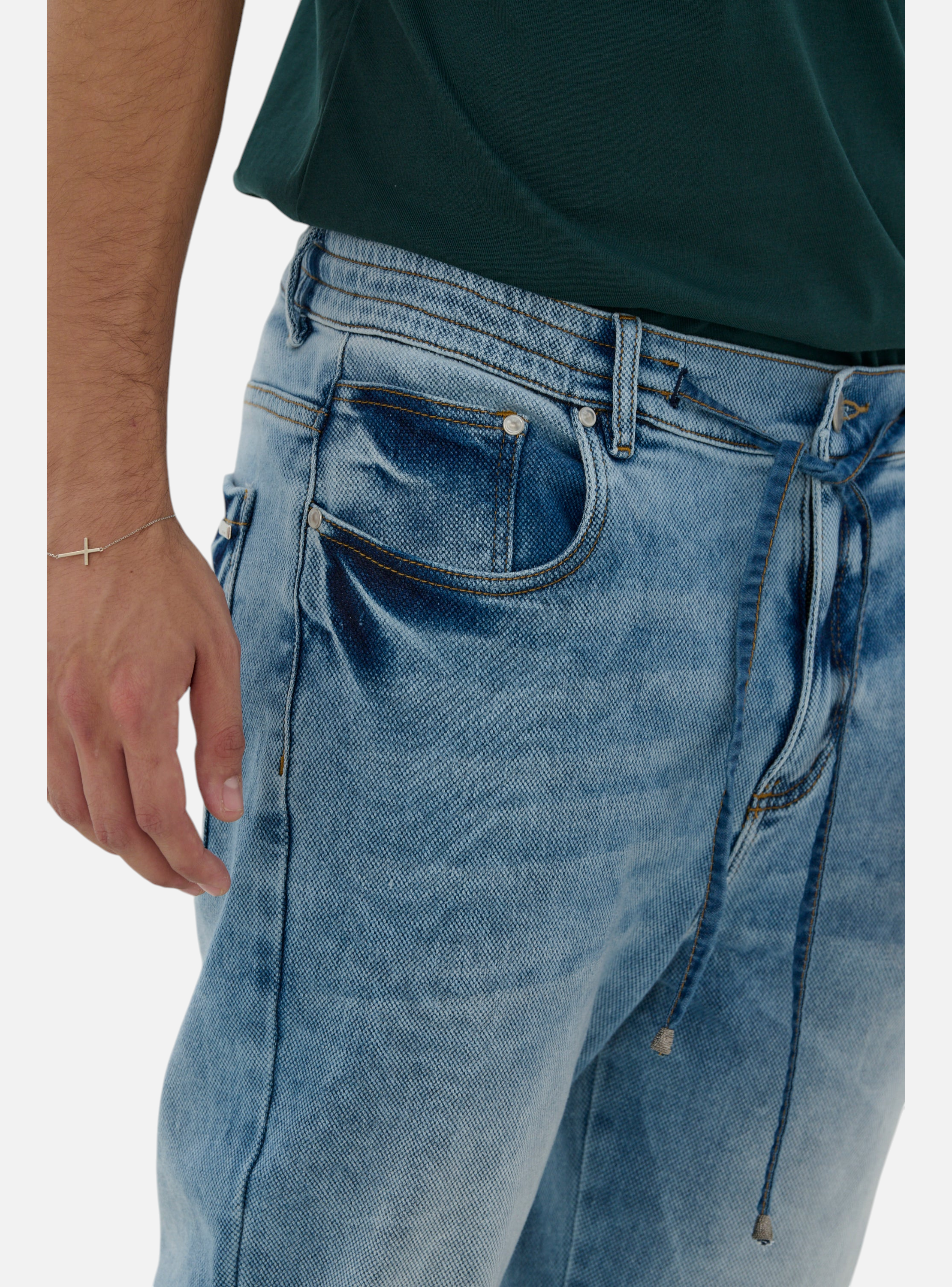 jeans-regular-rutina-break-img-4.webp