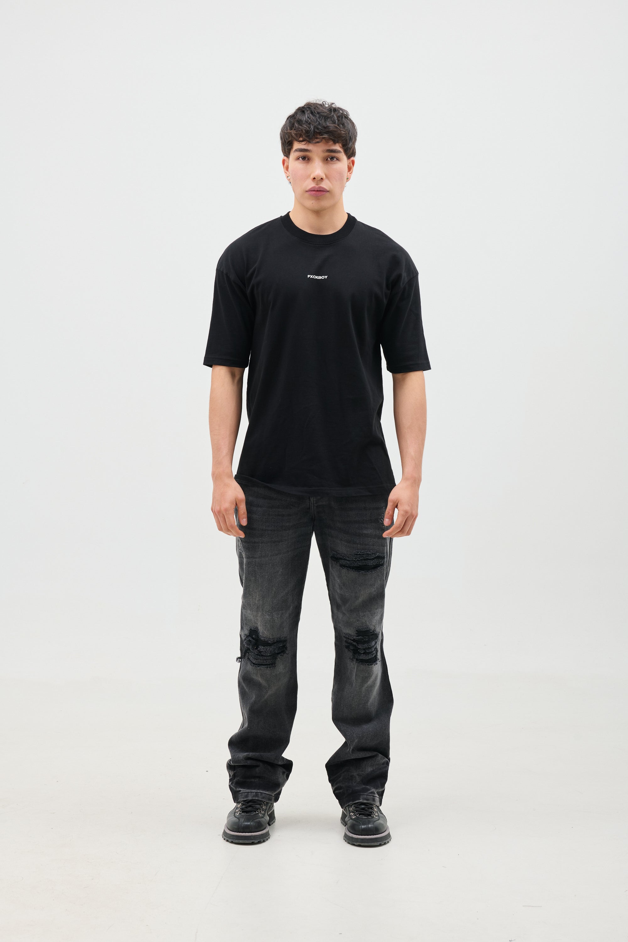 jeans-regular-wisin-img-1.webp