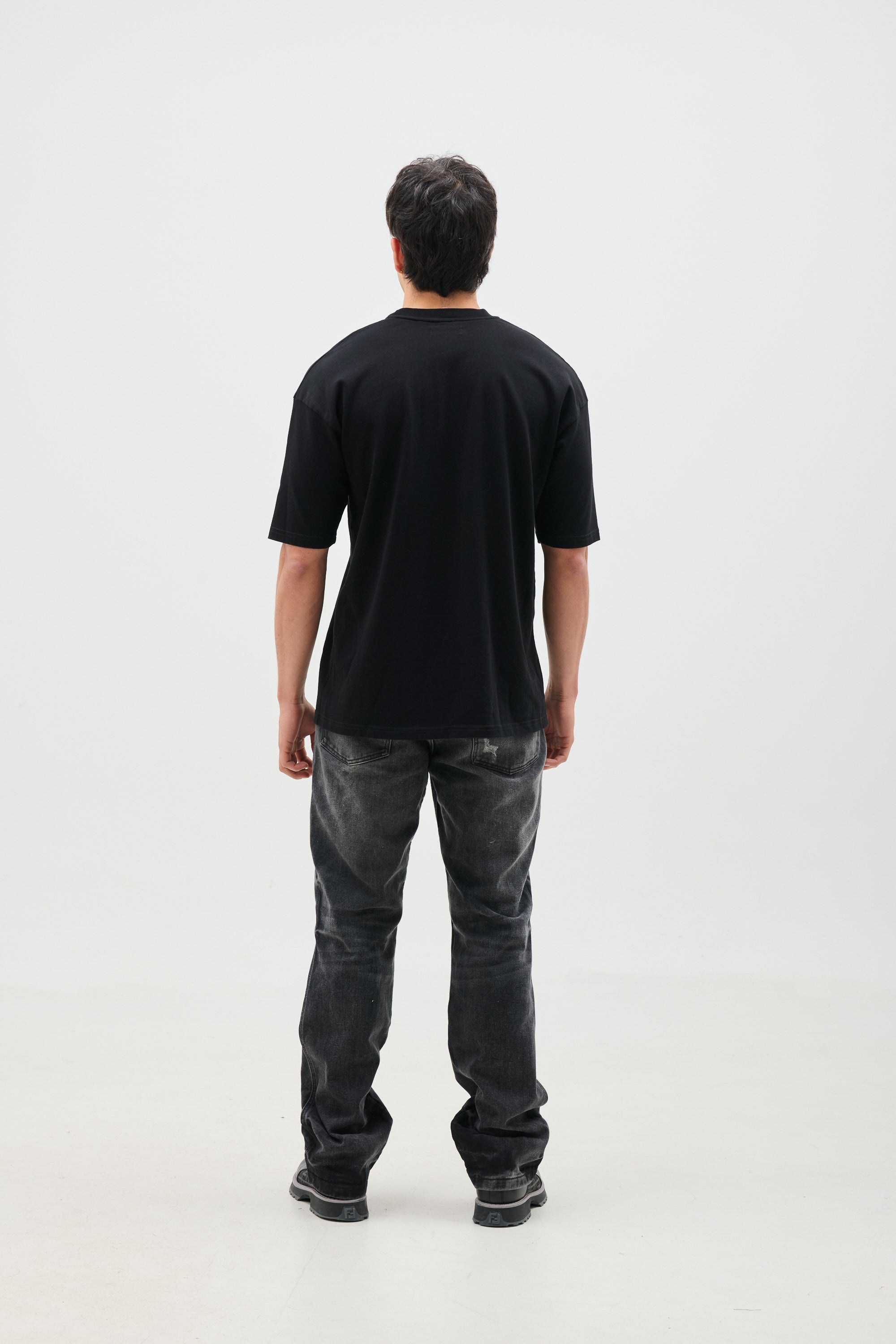 jeans-regular-wisin-img-3.webp