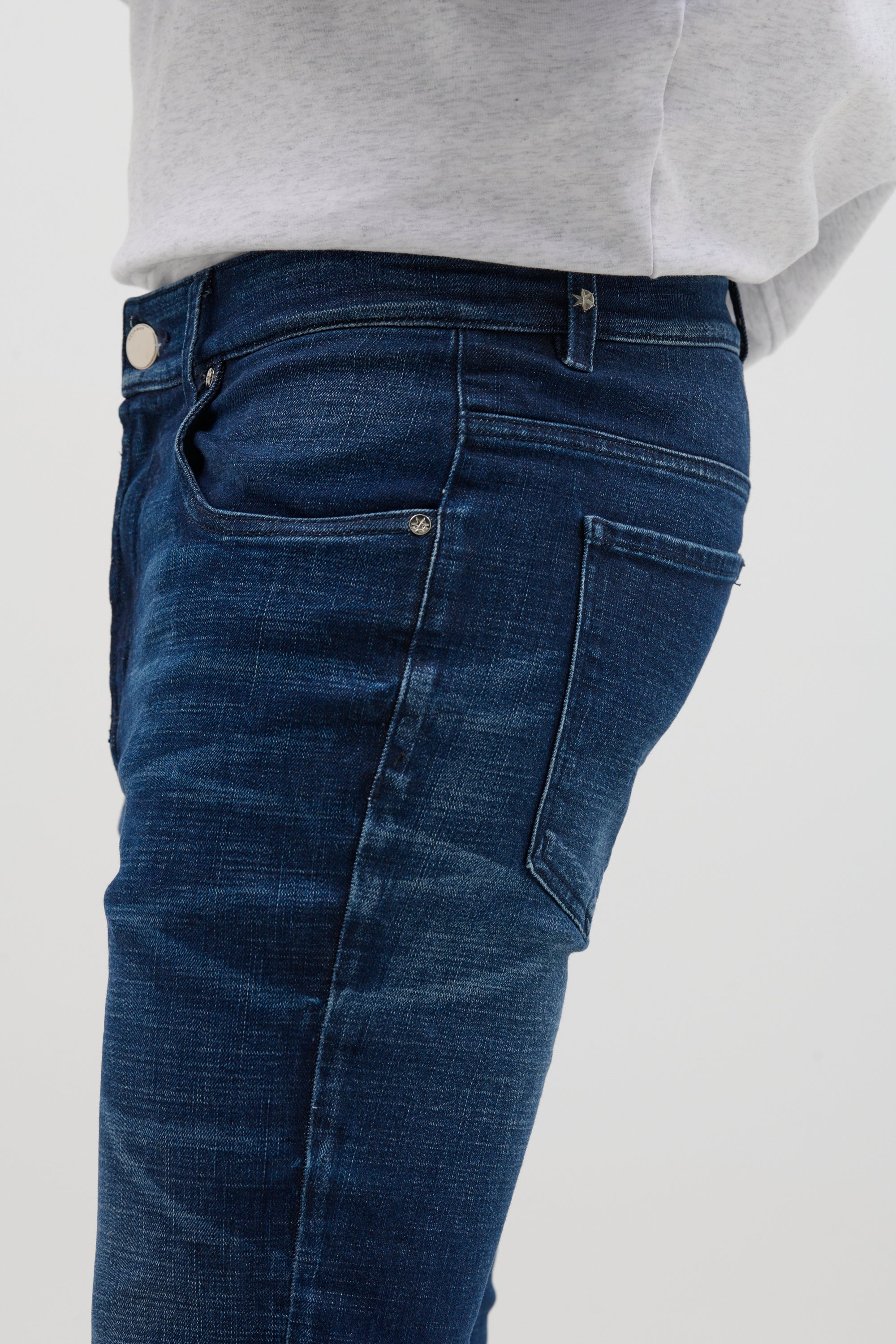 jeans-skinny-indigo-thunder-img-6.webp