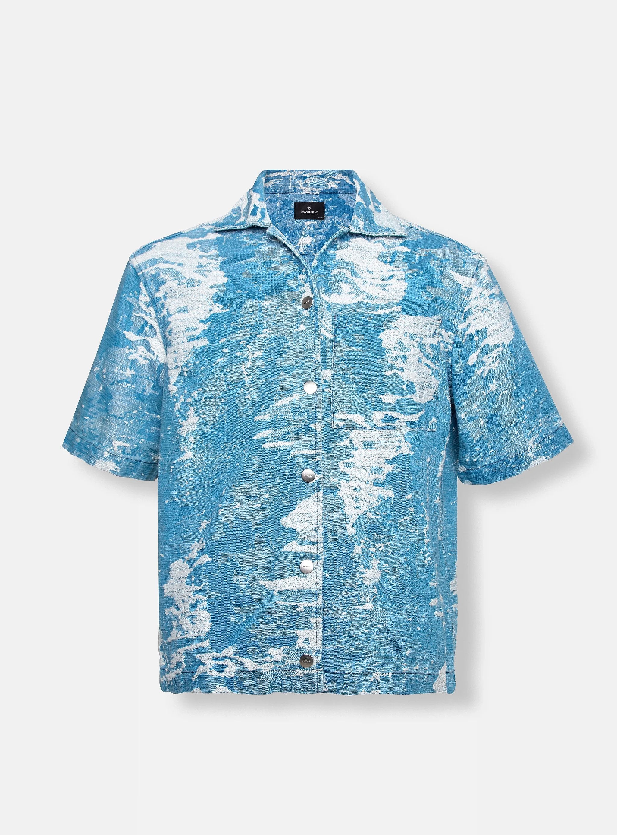 Foto maniquí 1 de camisa comfort ice camo