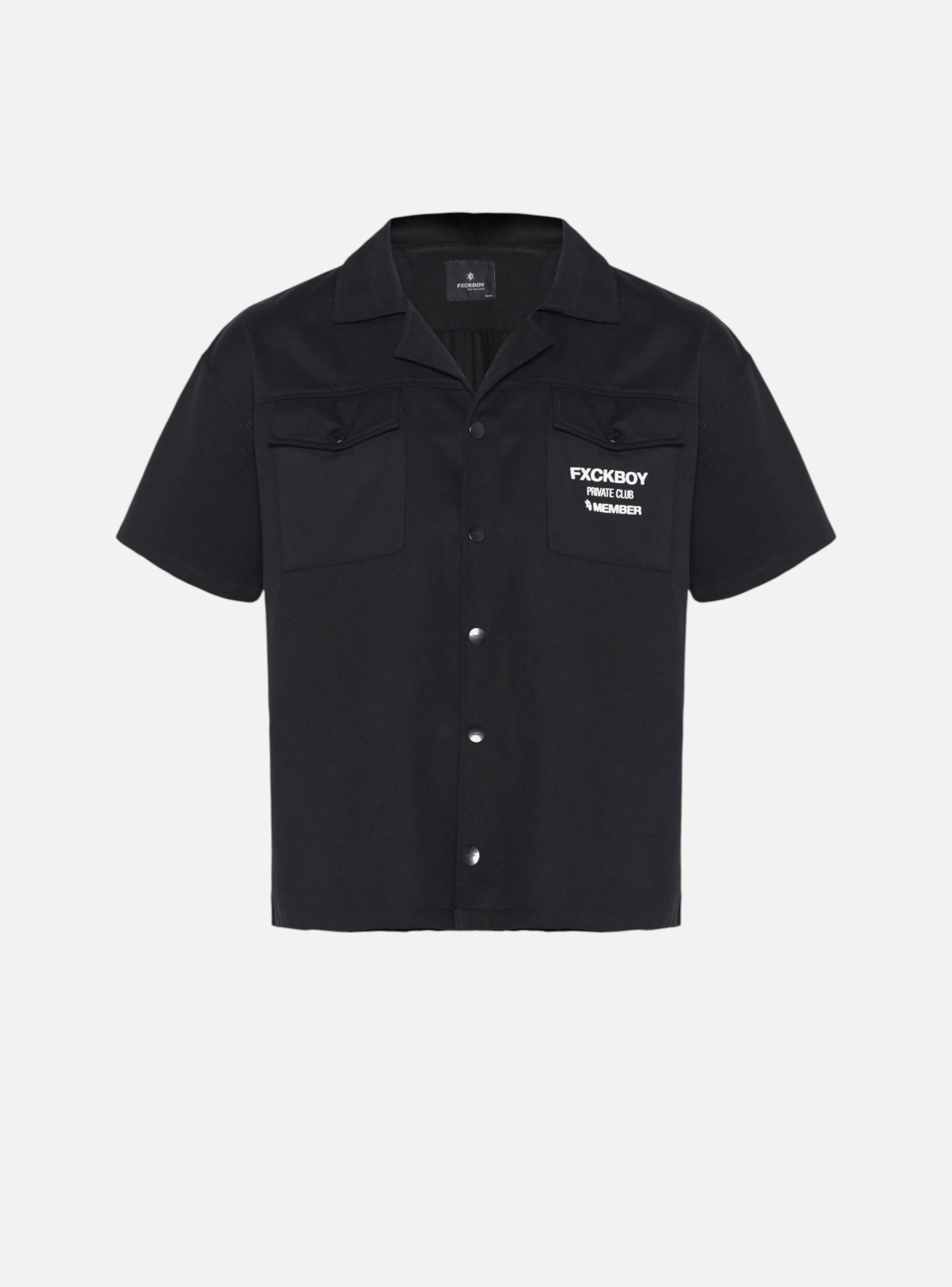 sobrecamisa-relaxed-logomania-maniqui-1.webp